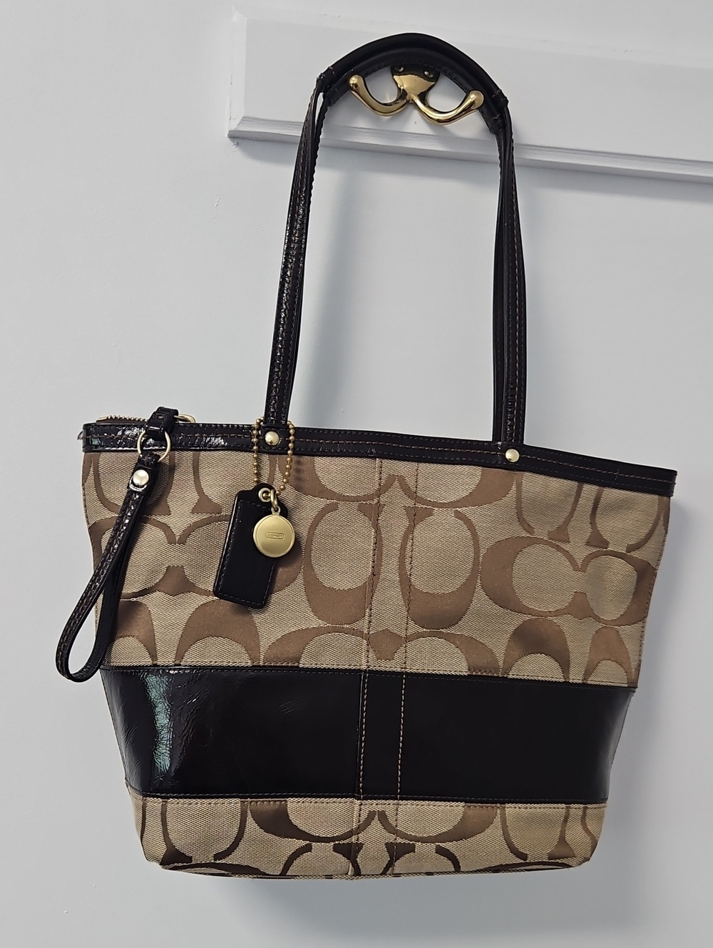 Coach Vintage Y2K Signature Stripe Patent Leather Tote Bag 12429 Chocolate Brown - Picture 2 of 10